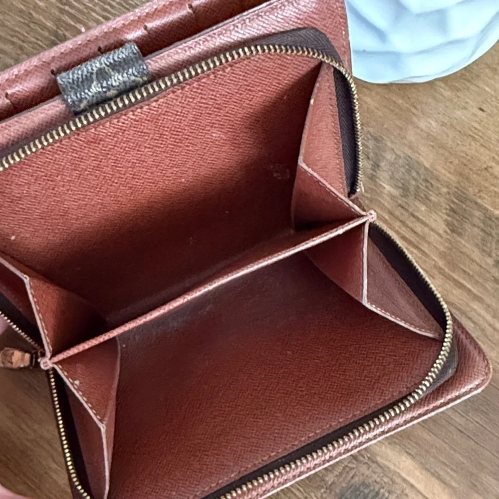 vintage Louis Vuitton Monogram Compact Zippé Wallet